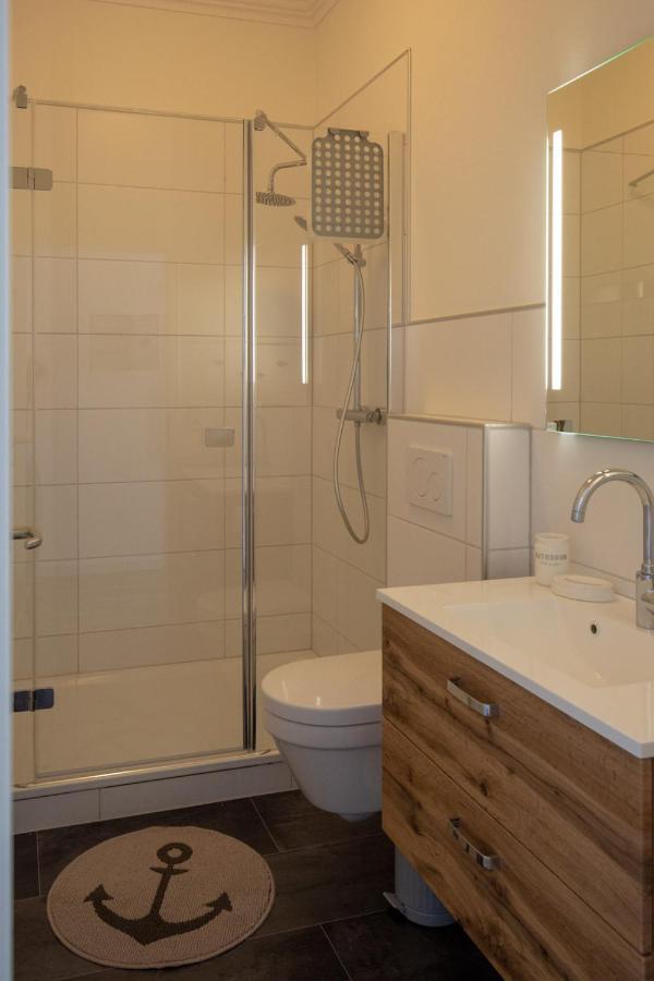 Ferienwohnung Heimathafen Ueber Hafen-Pub Pellworm Exterior foto